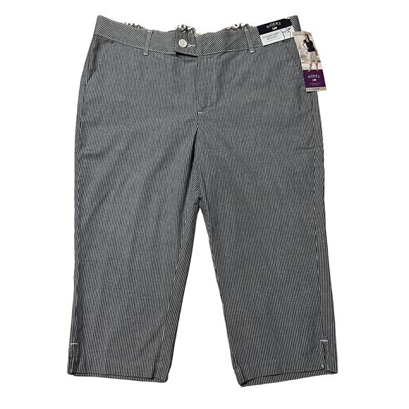NWT LEE Riders Comfort No Gap Waist Blue Stripes Casual Capri Size 16 - Picture 1 of 2